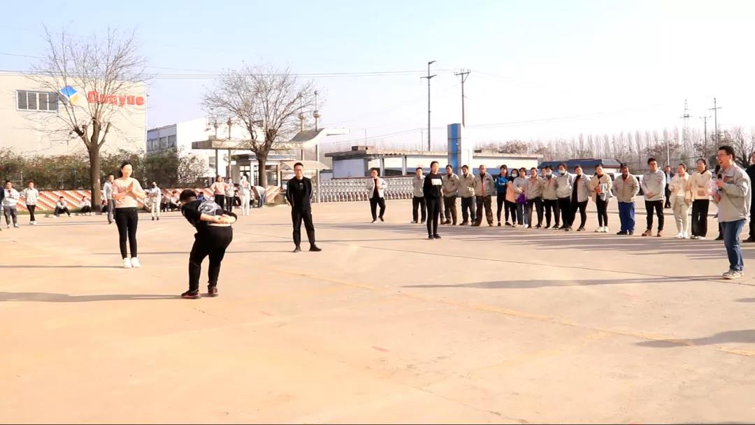 激情運(yùn)動，快樂工作——東岳機(jī)械股份舉辦第四屆趣味運(yùn)動會